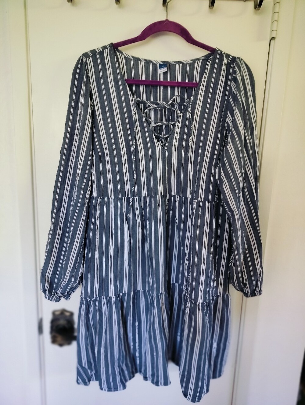 Old Navy Boho Lace-Up V-Neck Tiered Mini Dress Blue & White Stripe Size M